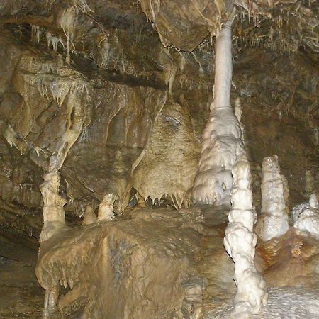 Rodinne Ubytovani Na Habesi Crhov Экстерьер фото