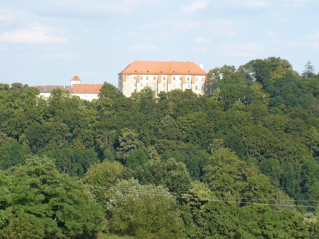 Rodinne Ubytovani Na Habesi Crhov Экстерьер фото